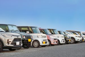 軽自動車と普通車、どちらを選ぶ？ライフスタイル別の選び方